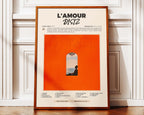 Affiche de l'album L'Amour de Disiz présentée dans un cadre en bois massif, finition élégante pour une décoration murale artistique haut de gamme.