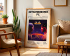 Poster minimaliste encadré de l'album de JUL posé contre un mur dans un salon lumineux, art mural contemporain.