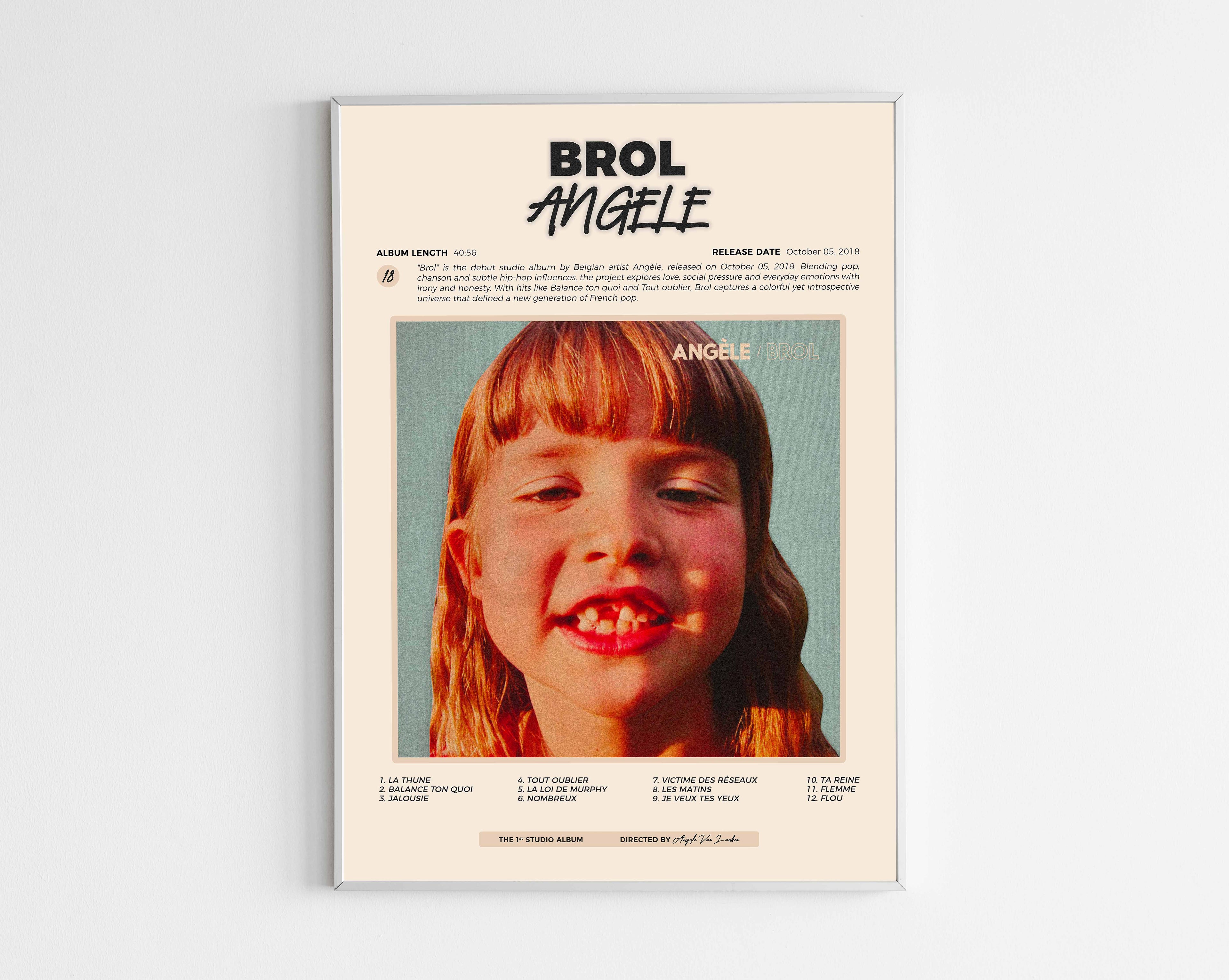 Poster minimaliste encadré de l'album Brol de Angèle bien visible sur fond blanc, impression premium 300g.