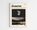 Poster minimaliste encadré de la Juventus bien visible sur fond blanc, logo club de foot Turin, impression premium.